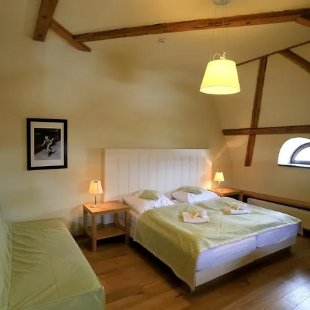 Lisensky Dvur Maison d'hôtes