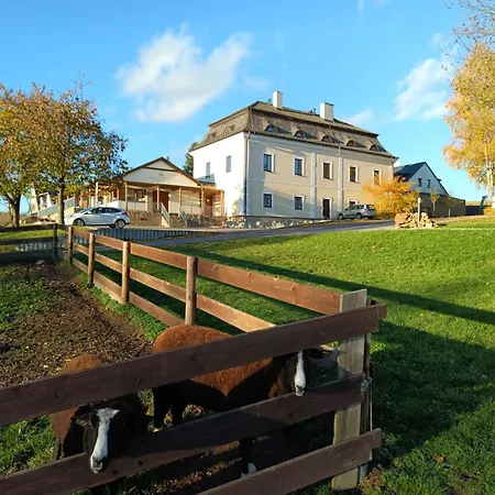 Pensionat Lisensky Dvur