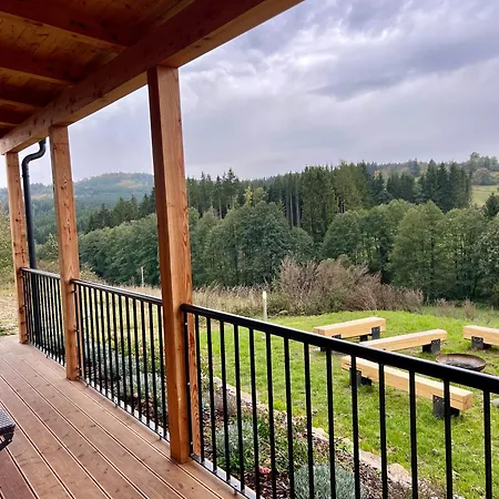 Lisensky Dvur 4*