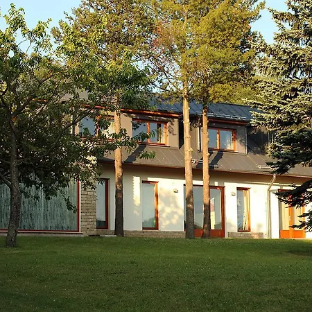 Lisensky Dvur 4* Sněžné
