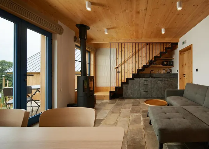 Lisensky Dvur 4* Sněžné
